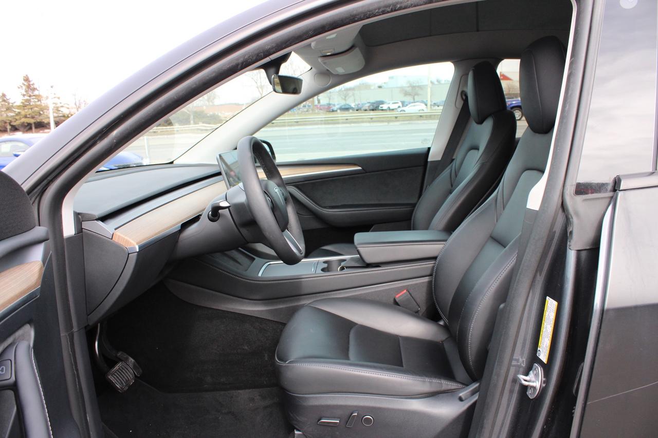 2023 Tesla Model Y No Accident   Clean Carfax   One Owner Photo