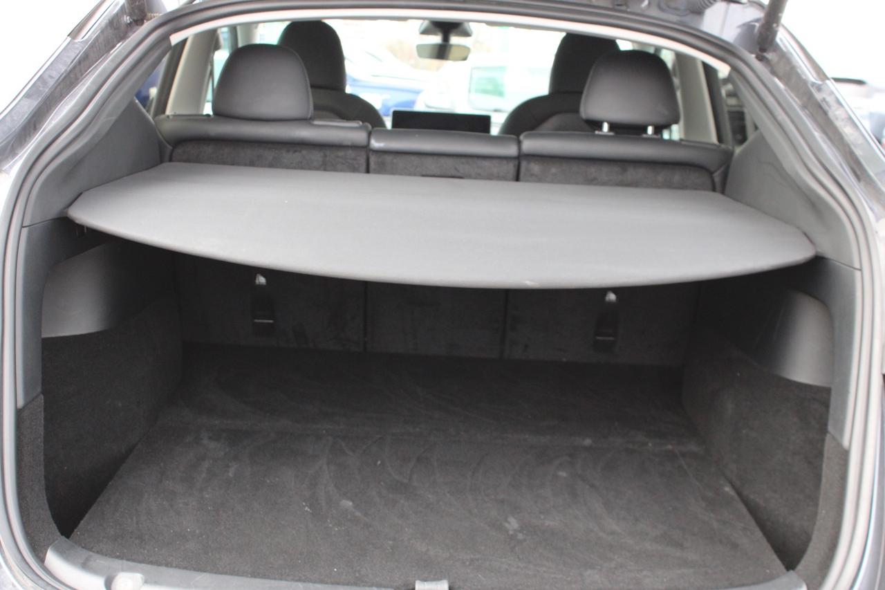 2023 Tesla Model Y No Accident   Clean Carfax   One Owner Photo