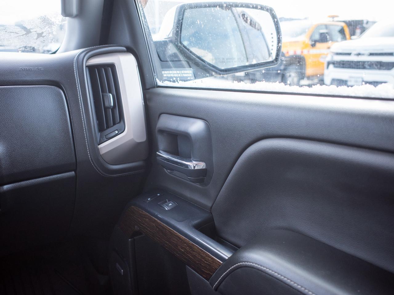 2018 GMC Sierra 1500 Denali - Running Boards   Heated Seats Photo