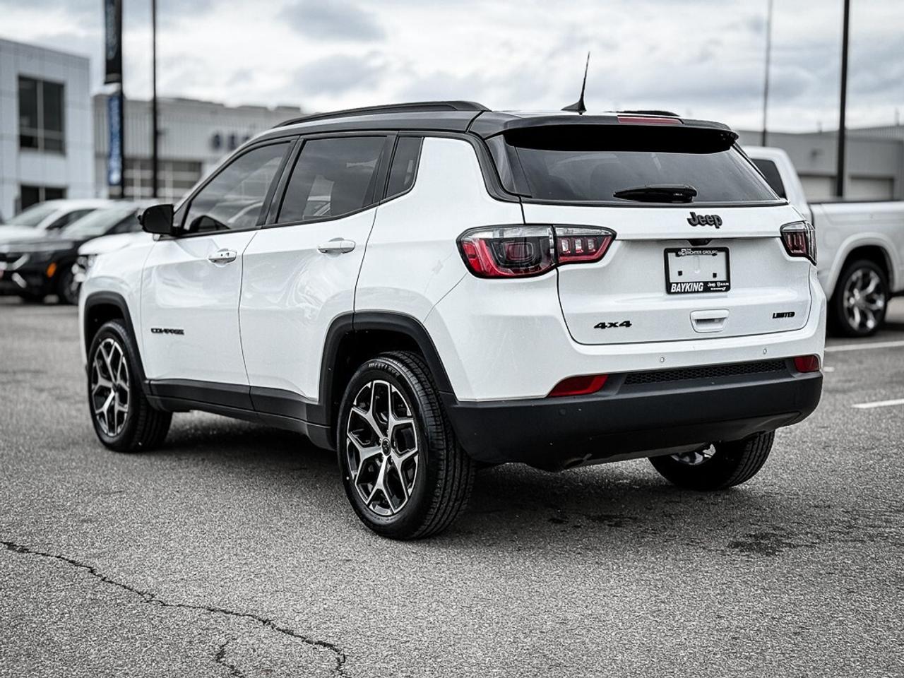 2025 Jeep Compass Limited   PANO ROOF   ALPINE AUDIO   HEATED SEATS Photo