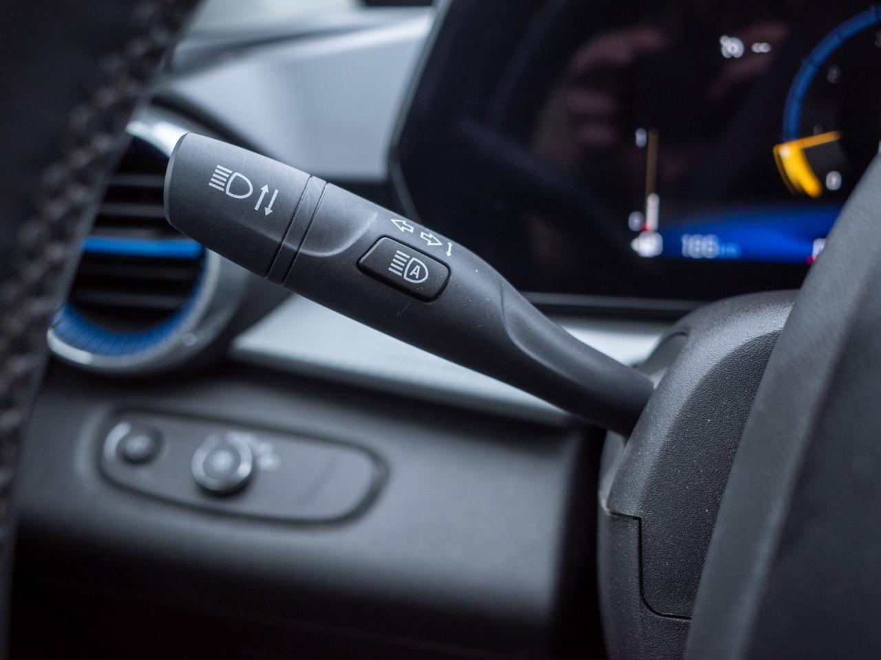 2025 Chevrolet Trax LT - Adaptive Cruise Control   Keyless Entry Photo