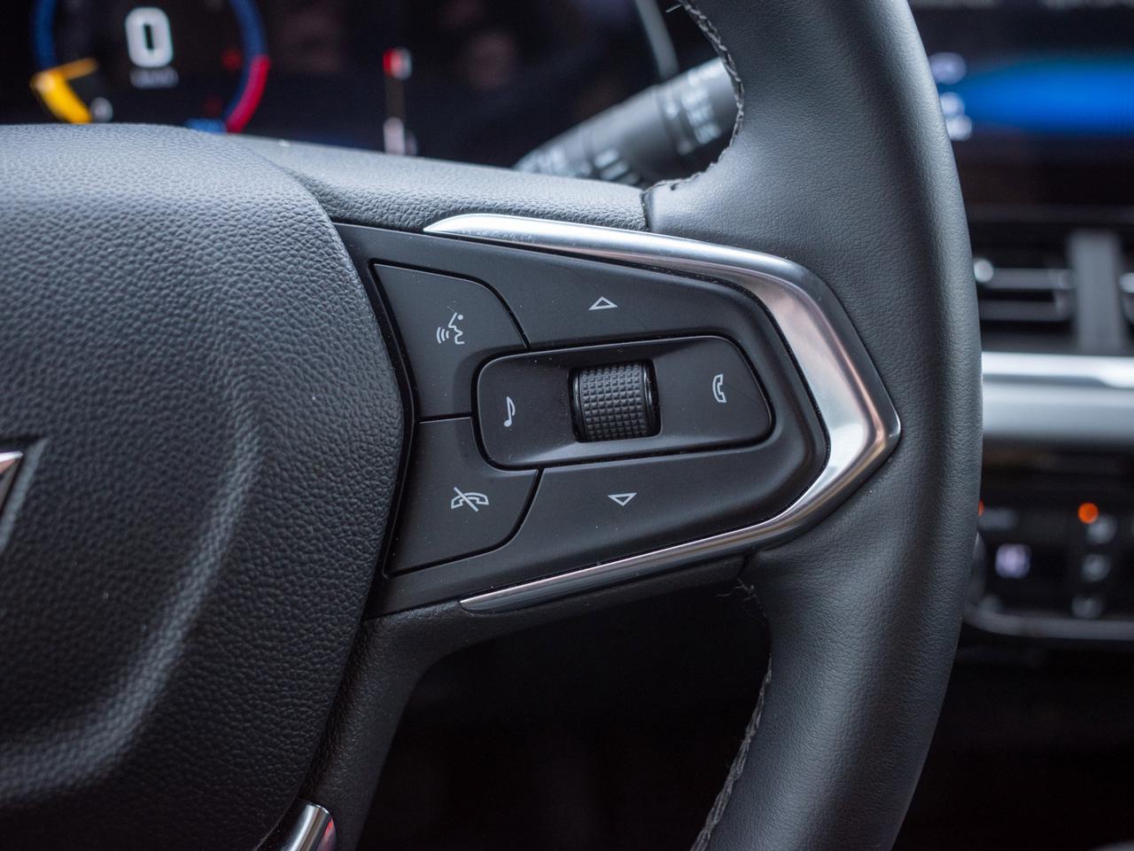 2025 Chevrolet Trax LT - Adaptive Cruise Control   Keyless Entry Photo