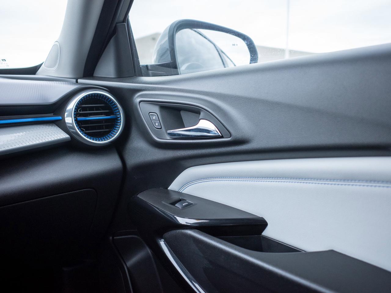 2025 Chevrolet Trax LT - Adaptive Cruise Control   Keyless Entry Photo