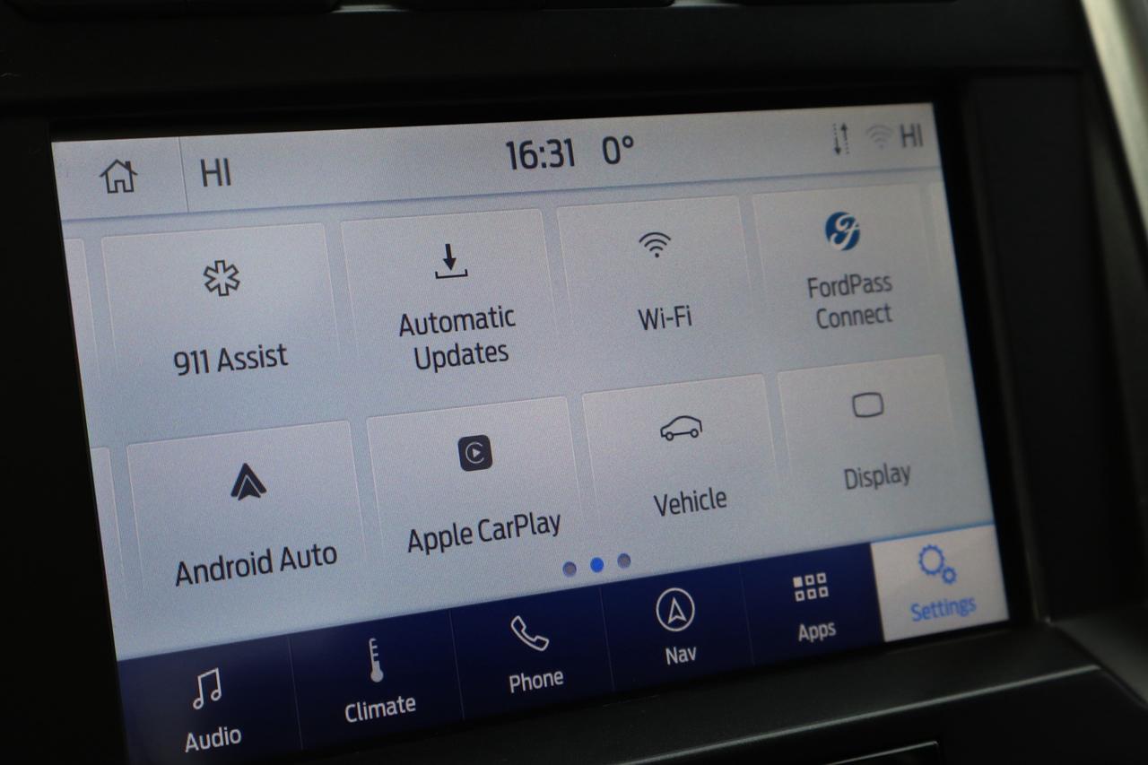 2020 Ford F-250 PLATINUM Crew Cab 4WD Diesel Powerstroke No Accide Photo