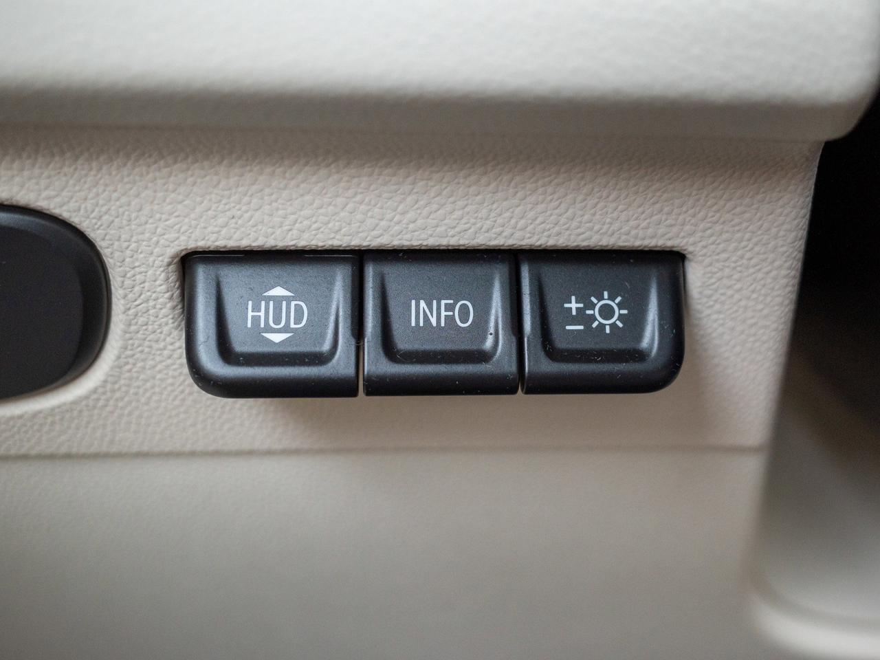 2023 Buick Envision Avenir - Park Assist   Adaptive Cruise Control Photo