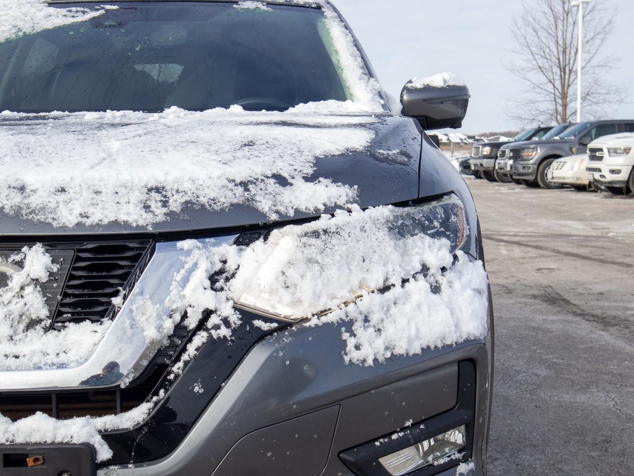 2017 Nissan Rogue - Seat Memory   Rear Defrost Photo