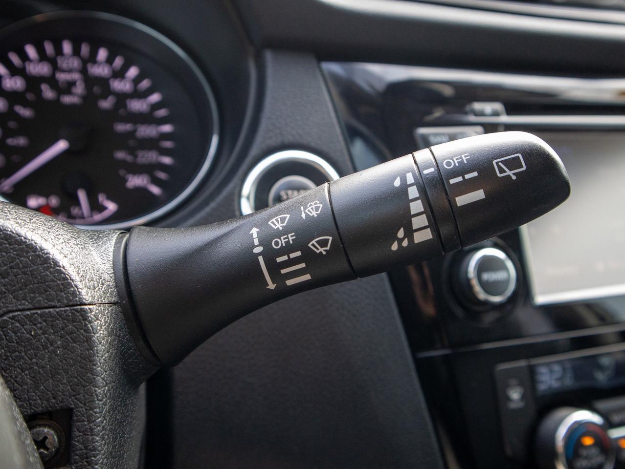 2017 Nissan Rogue - Seat Memory   Rear Defrost Photo