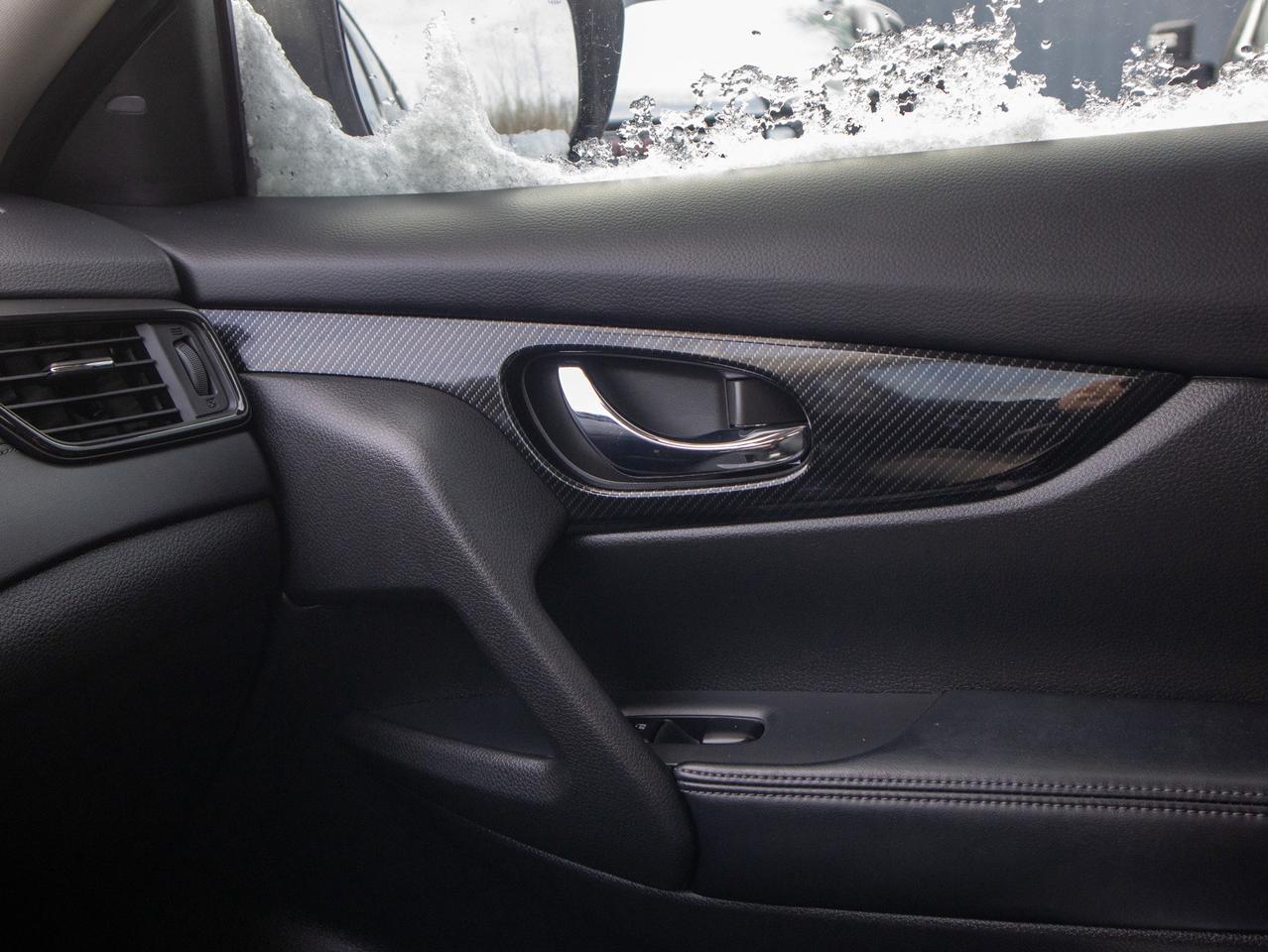 2017 Nissan Rogue - Seat Memory   Rear Defrost Photo