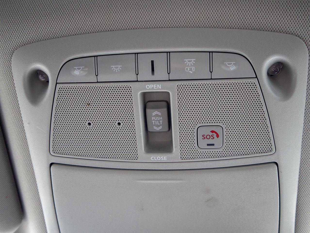 2017 Nissan Rogue - Seat Memory   Rear Defrost Photo