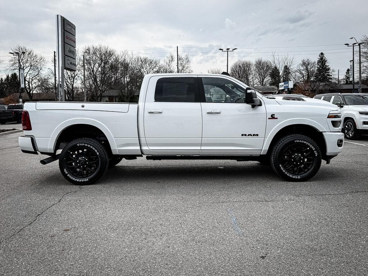 2026 RAM 2500 Limited   CREW   LEVEL 1   NIGHT EDITION   SUNROOF Photo3