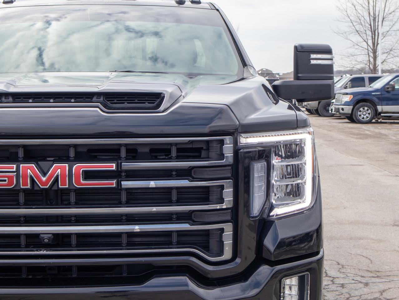 2022 GMC SIERRA 2500HD AT4 - Heated and Cooled Seats   Remote Start Photo