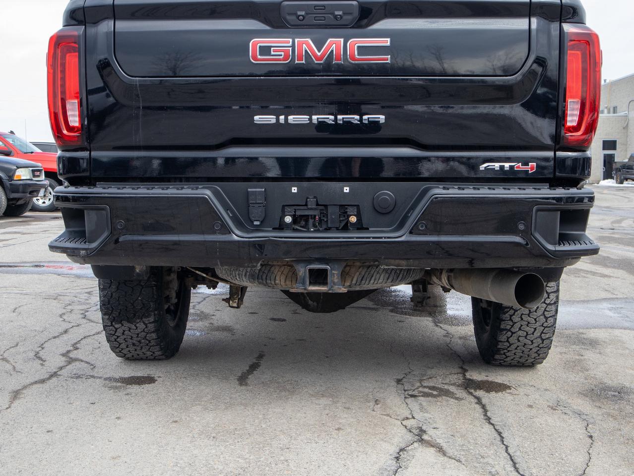 2022 GMC SIERRA 2500HD AT4 - Heated and Cooled Seats   Remote Start Photo