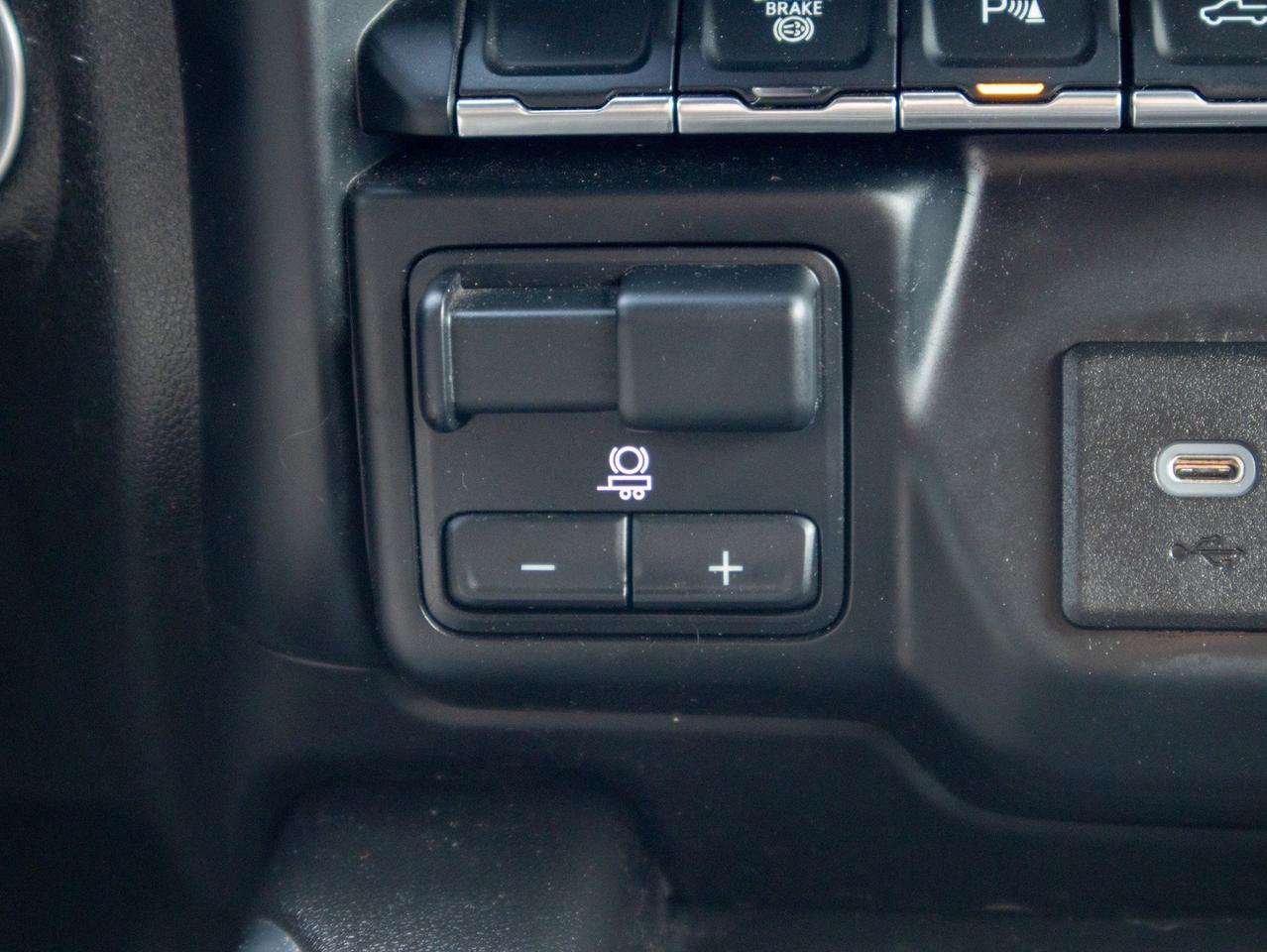 2022 GMC SIERRA 2500HD AT4 - Heated and Cooled Seats   Remote Start Photo