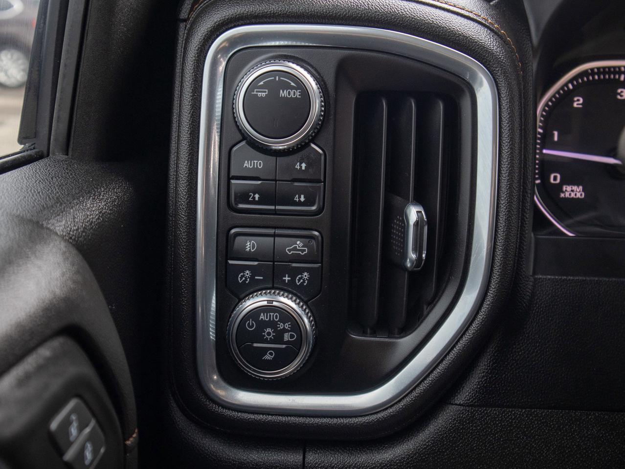 2022 GMC SIERRA 2500HD AT4 - Heated and Cooled Seats   Remote Start Photo