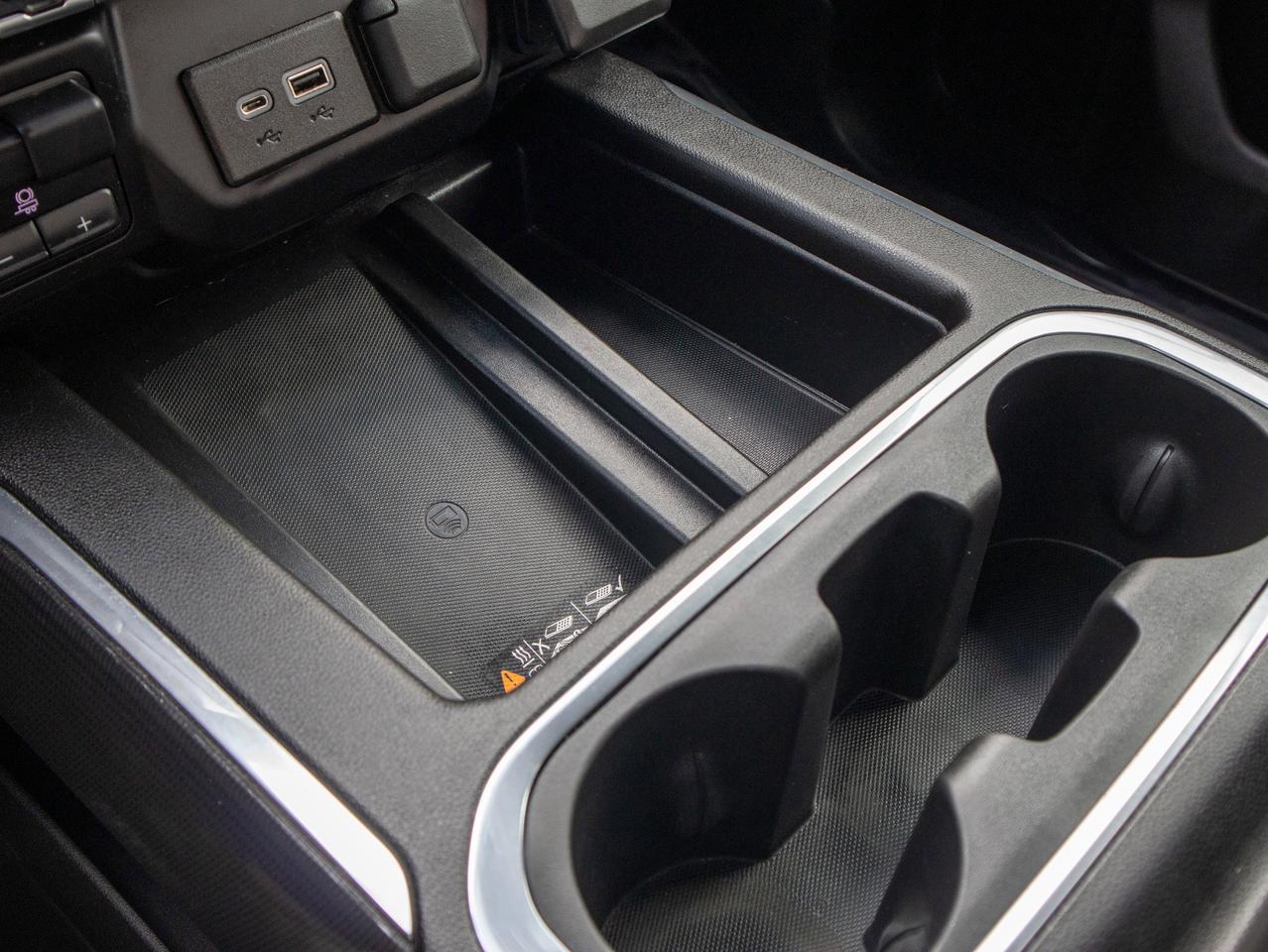 2022 GMC SIERRA 2500HD AT4 - Heated and Cooled Seats   Remote Start Photo