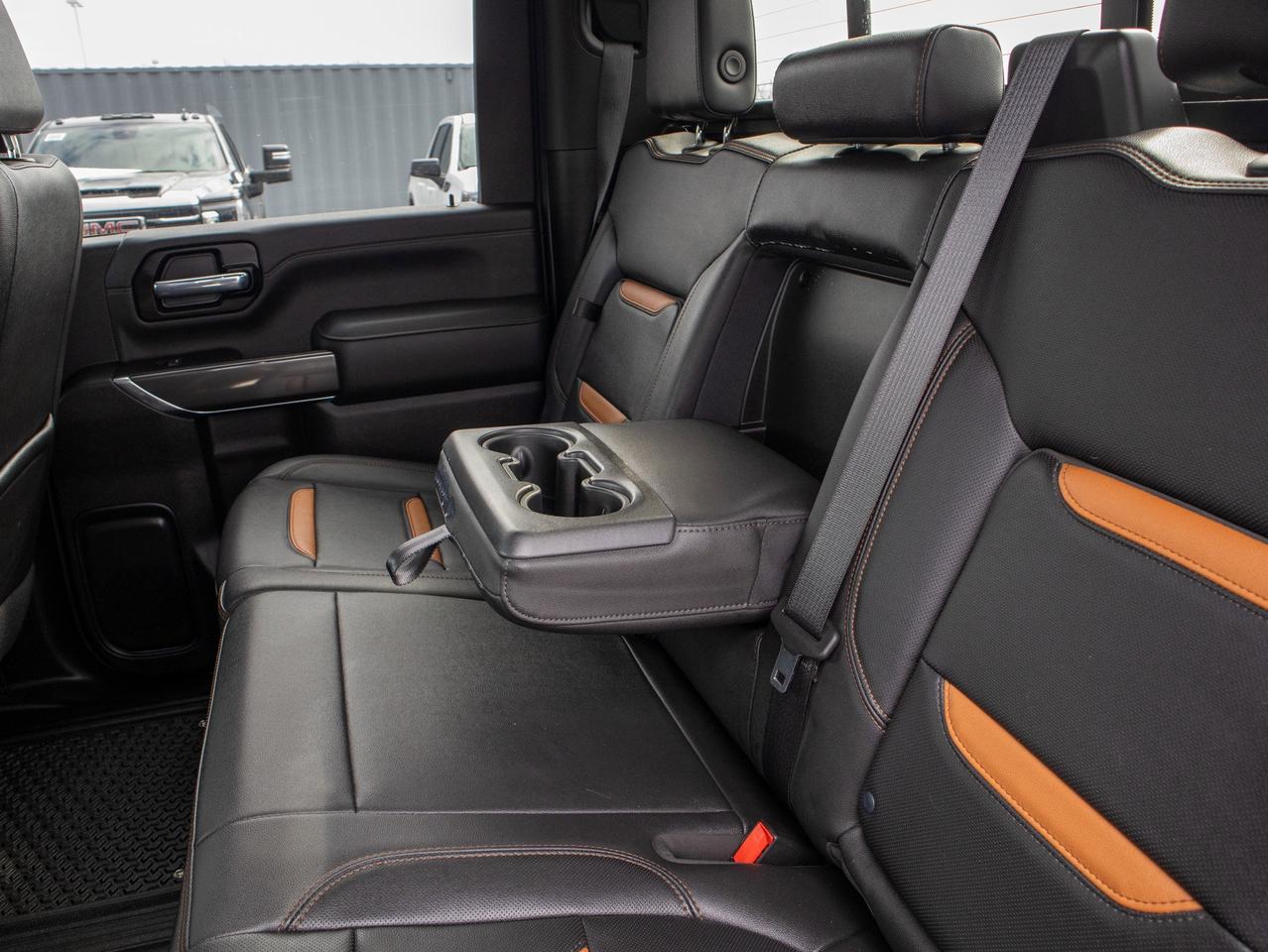 2022 GMC SIERRA 2500HD AT4 - Heated and Cooled Seats   Remote Start Photo