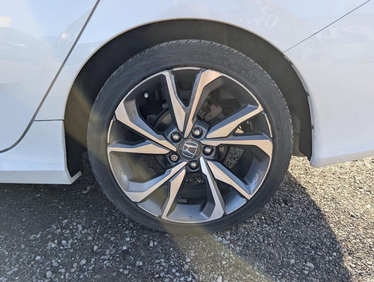 2020 Honda Civic Sedan Touring NAV LEATHER SUNROOF CAMERA Photo