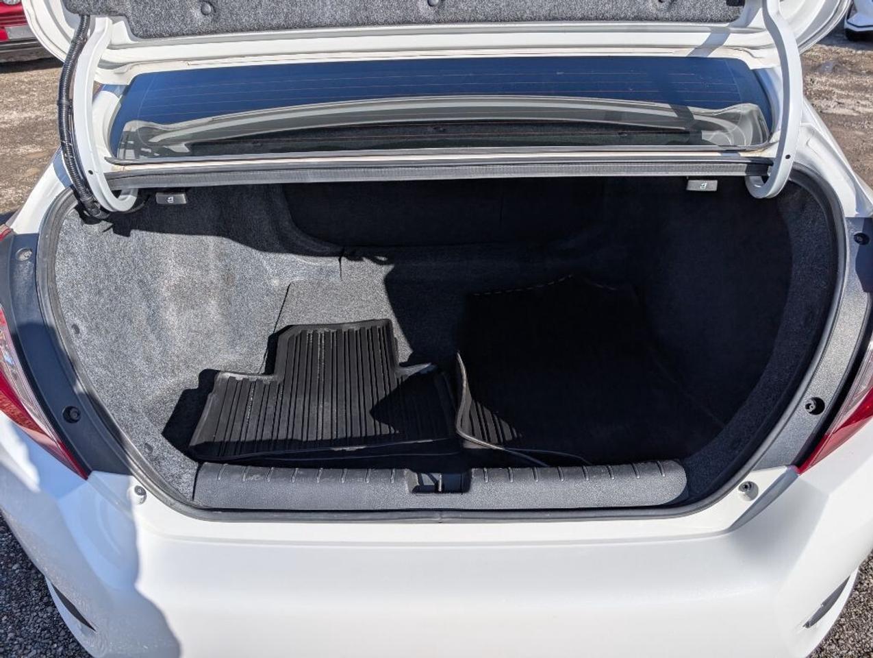 2020 Honda Civic Sedan Touring NAV LEATHER SUNROOF CAMERA Photo