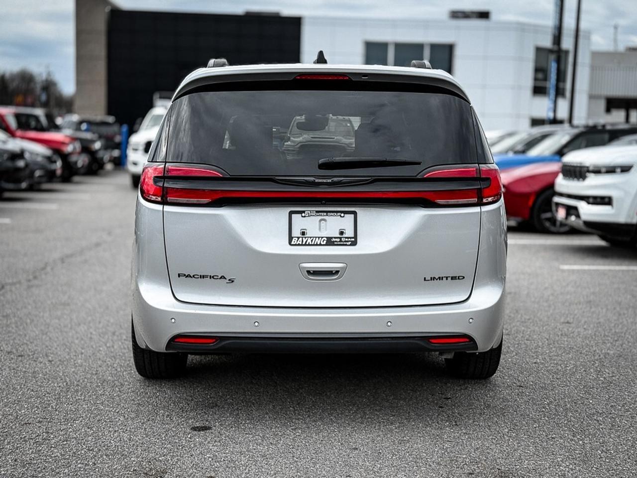 2024 Chrysler Pacifica Limited   S APPEARANCE   THEATER GROUP   360 CAM Photo