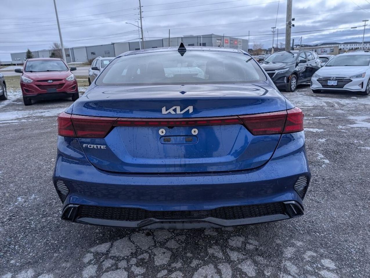 2024 Kia Forte EX   CAMERA   CARPLAY   HTD SEATS & STEERING Photo