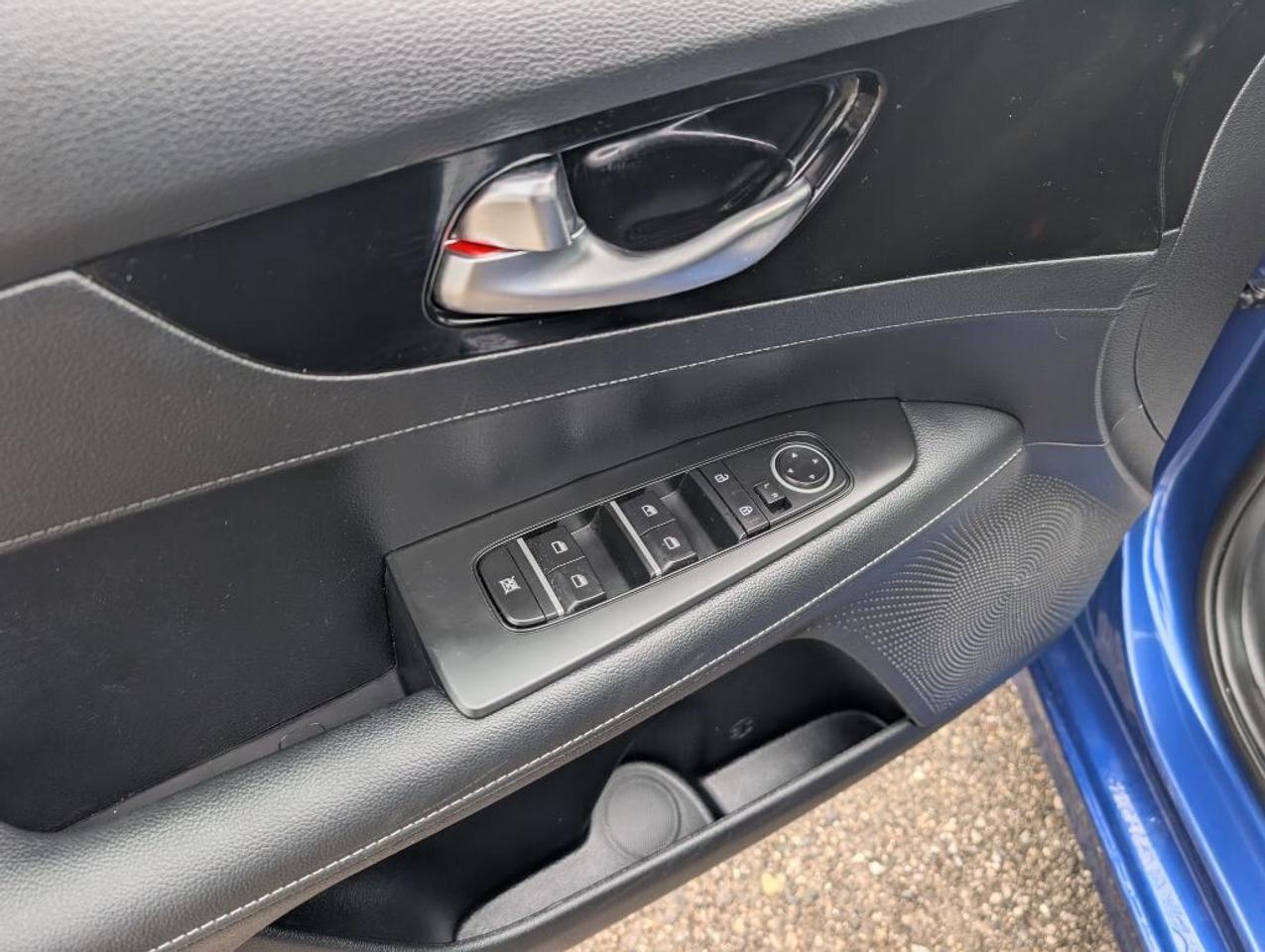 2024 Kia Forte EX   CAMERA   CARPLAY   HTD SEATS & STEERING Photo