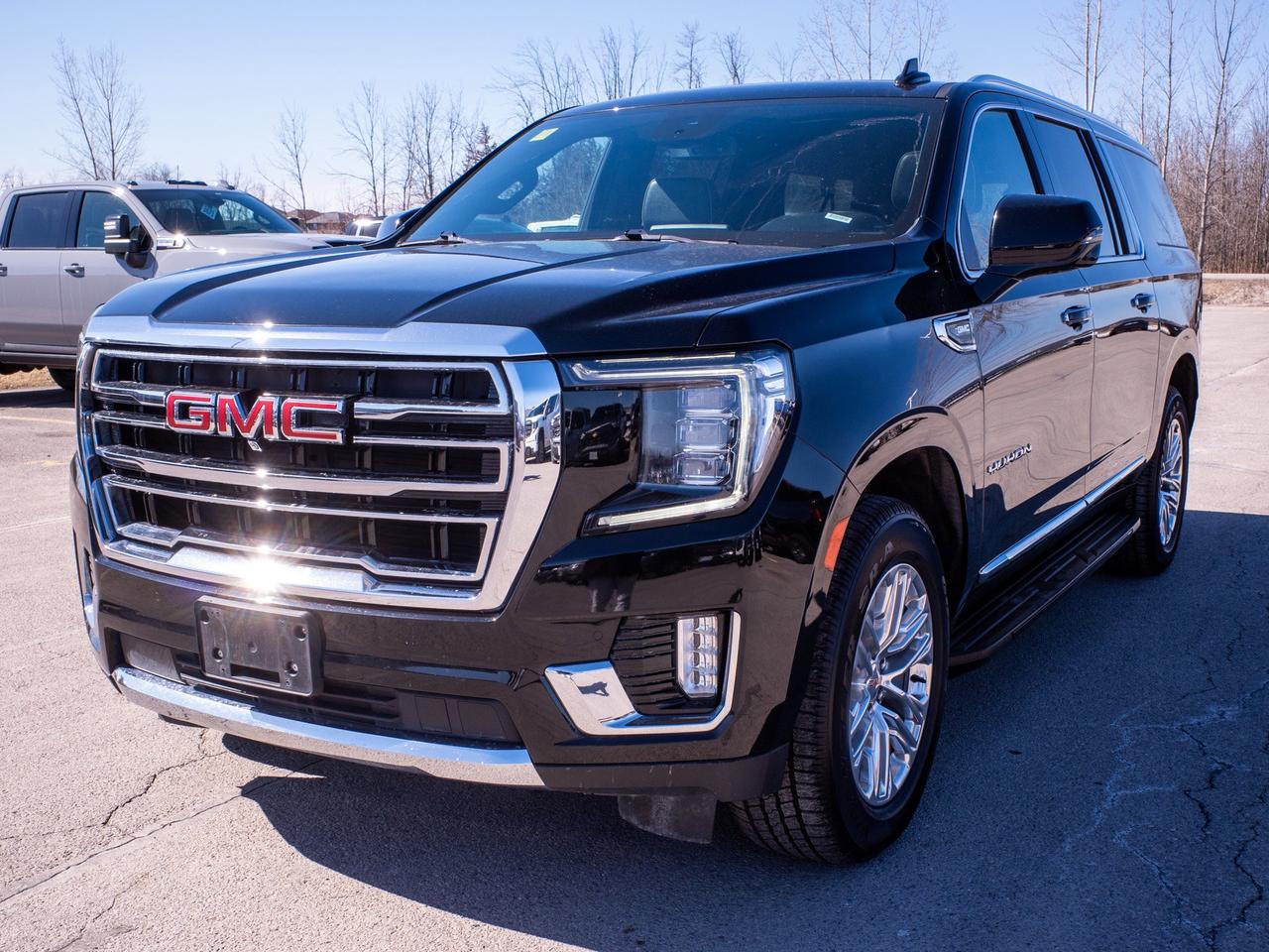 2024 GMC Yukon XL SLT - 3rd Row Seating   Power Liftgate Photo