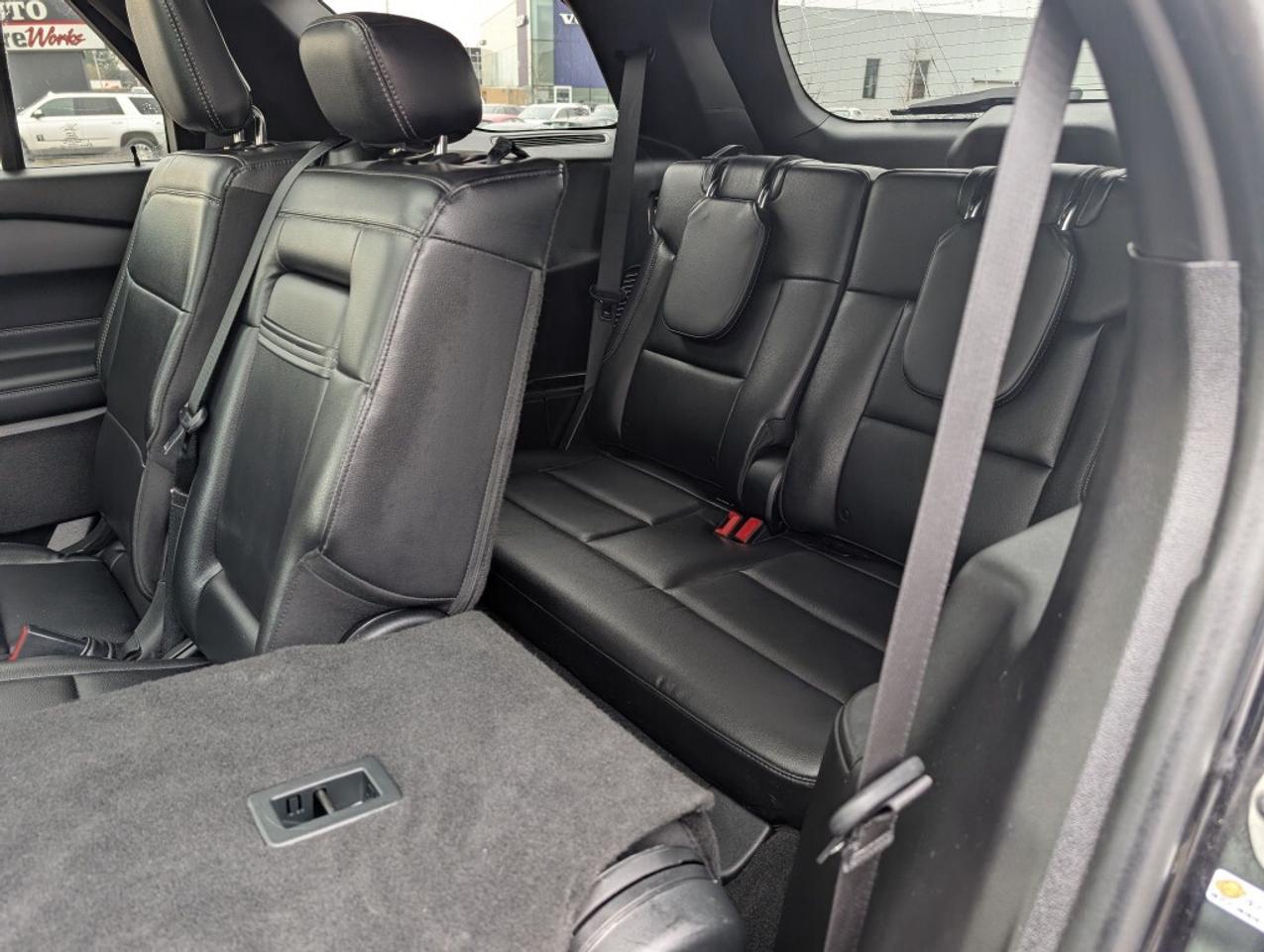 2020 Ford Explorer XLT NAV LEATHER PANOROOF CAMERA Photo