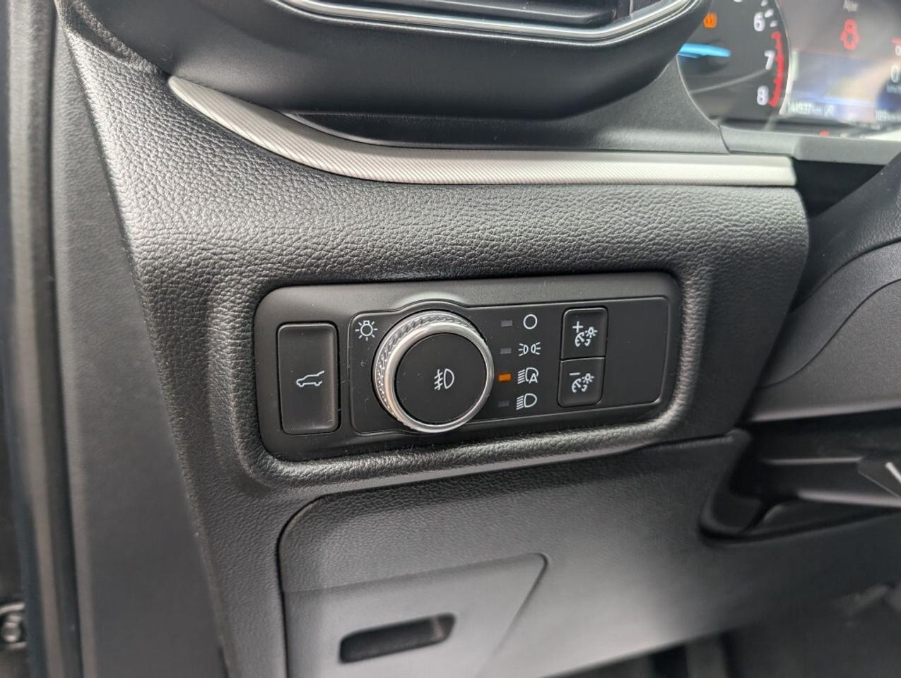 2020 Ford Explorer XLT NAV LEATHER PANOROOF CAMERA Photo
