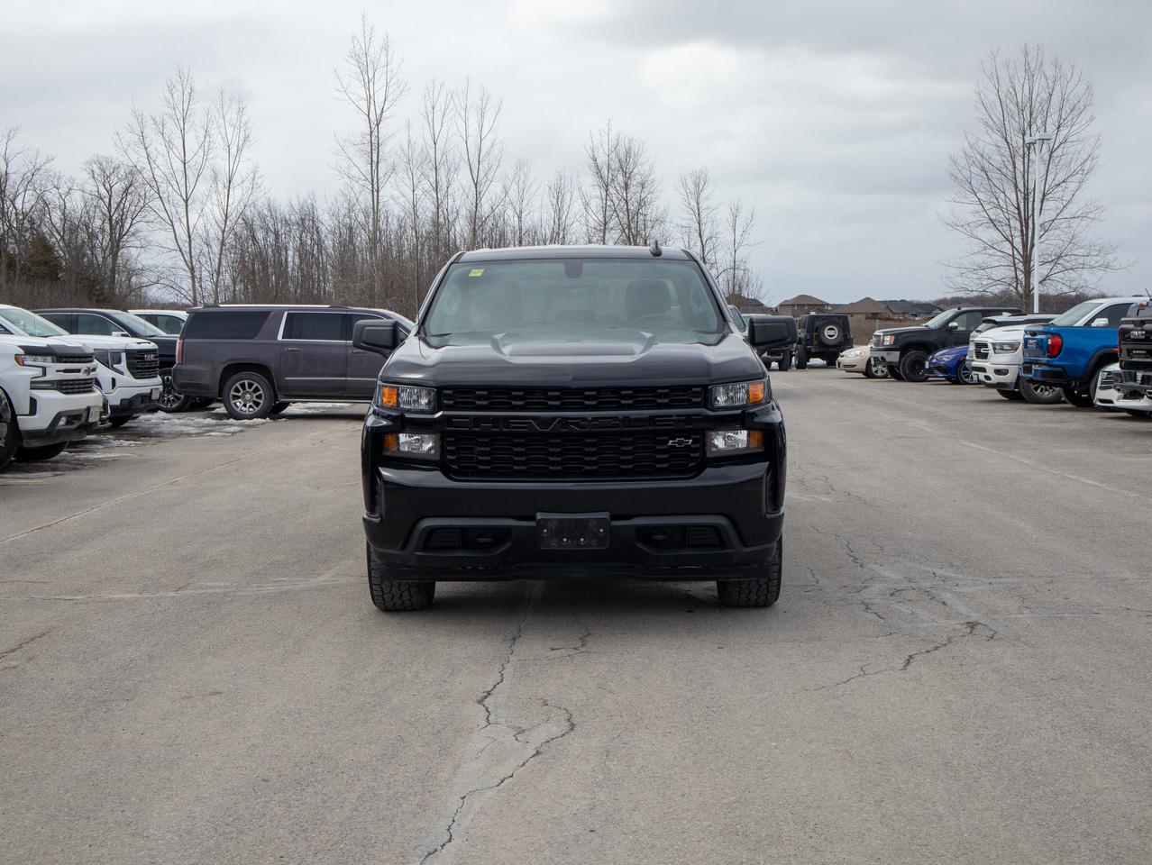 2019 Chevrolet Silverado 1500 Custom - V8 Engine   Cloth Seats Photo