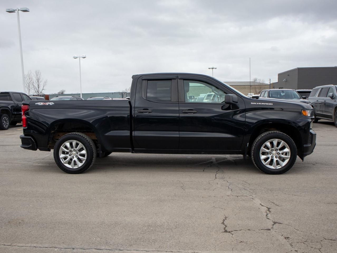 2019 Chevrolet Silverado 1500 Custom - V8 Engine   Cloth Seats Photo
