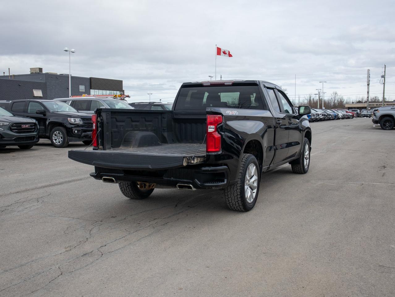2019 Chevrolet Silverado 1500 Custom - V8 Engine   Cloth Seats Photo