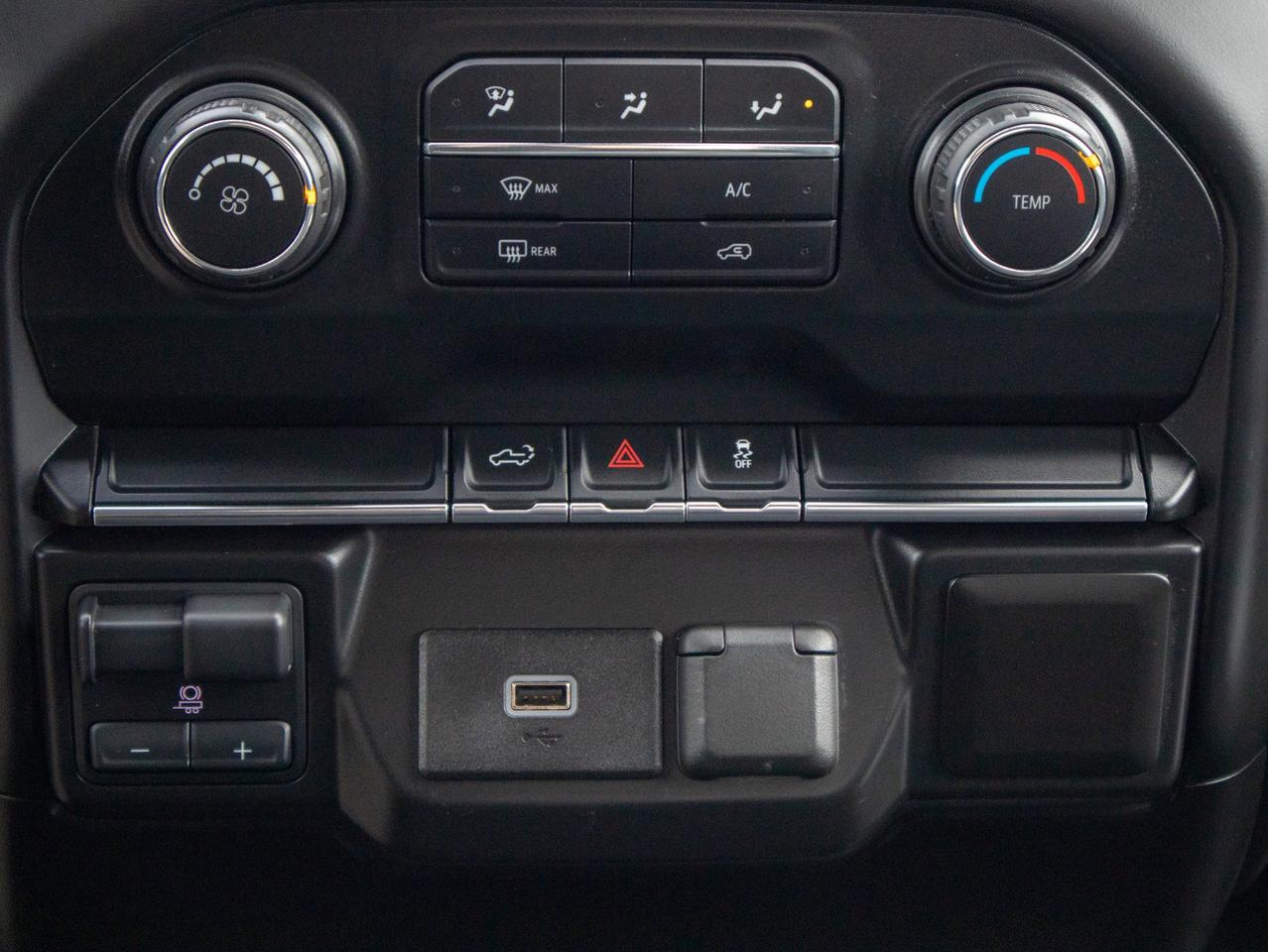 2019 Chevrolet Silverado 1500 Custom - V8 Engine   Cloth Seats Photo