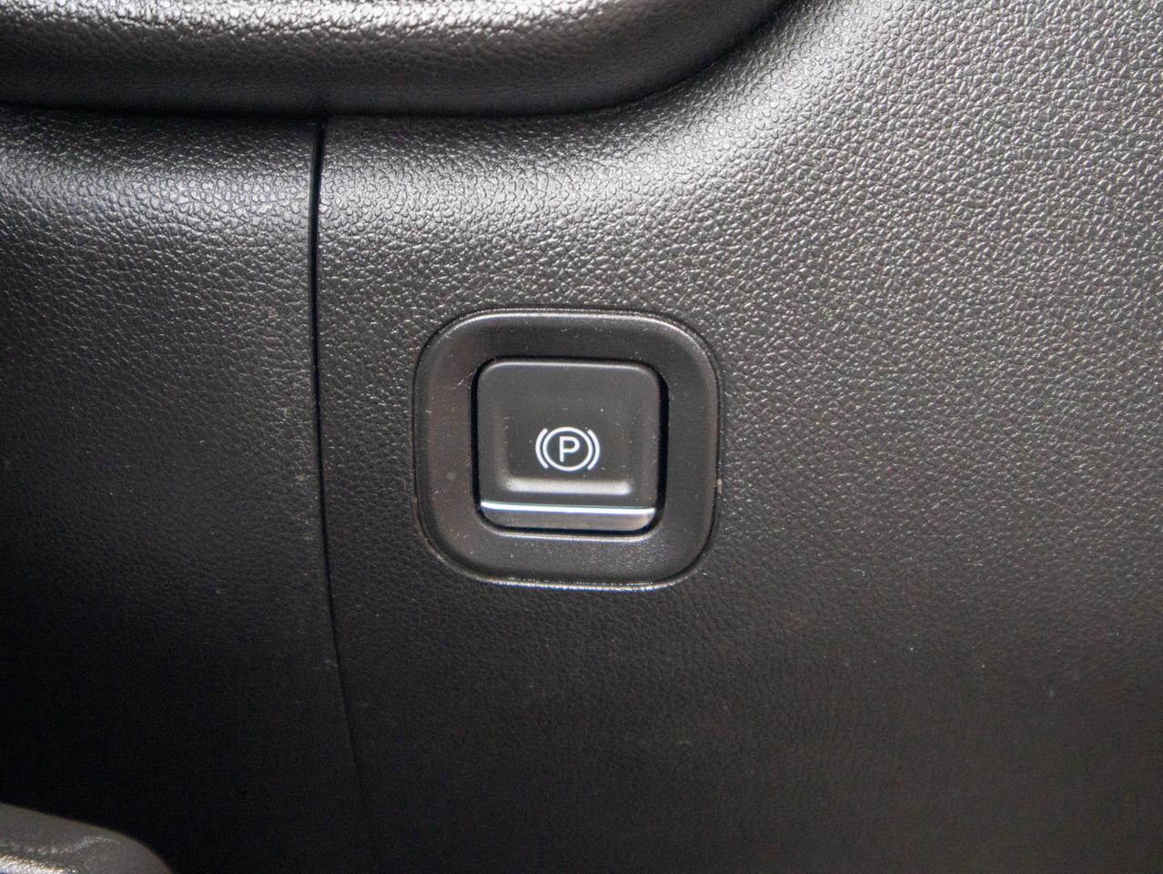 2019 Chevrolet Silverado 1500 Custom - V8 Engine   Cloth Seats Photo