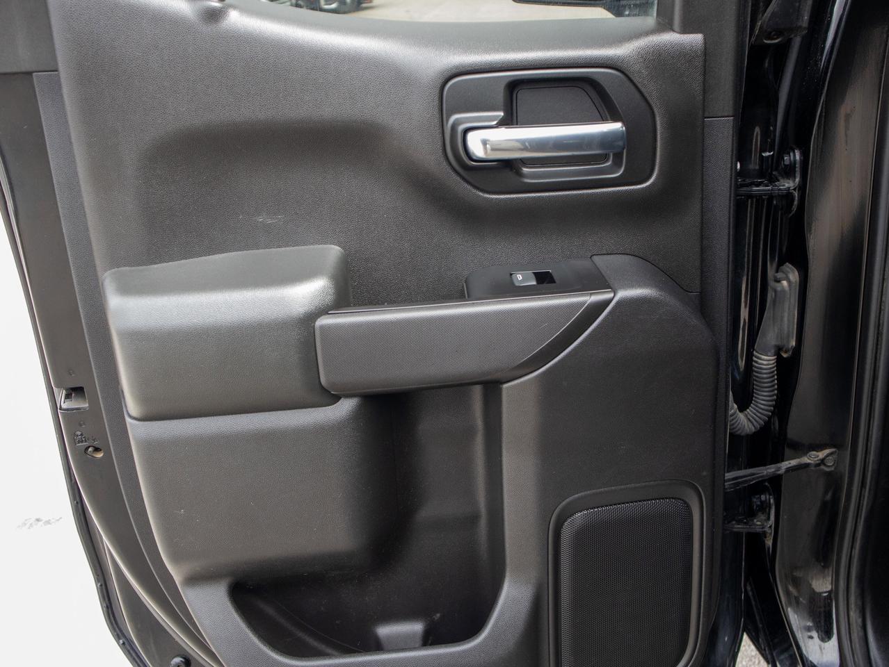 2019 Chevrolet Silverado 1500 Custom - V8 Engine   Cloth Seats Photo