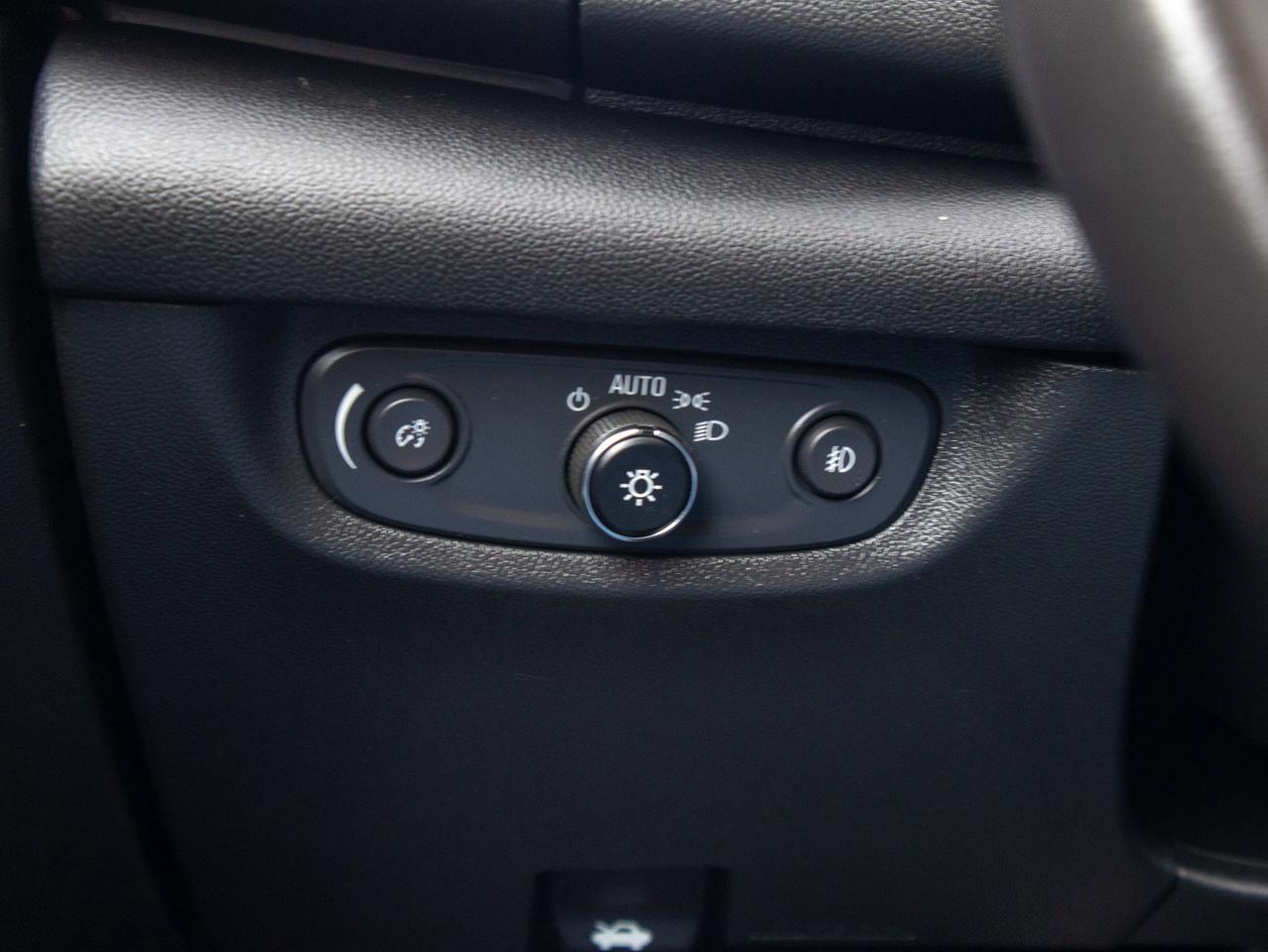 2019 Buick Regal Essence - Leather Seats   Keyless Start Photo