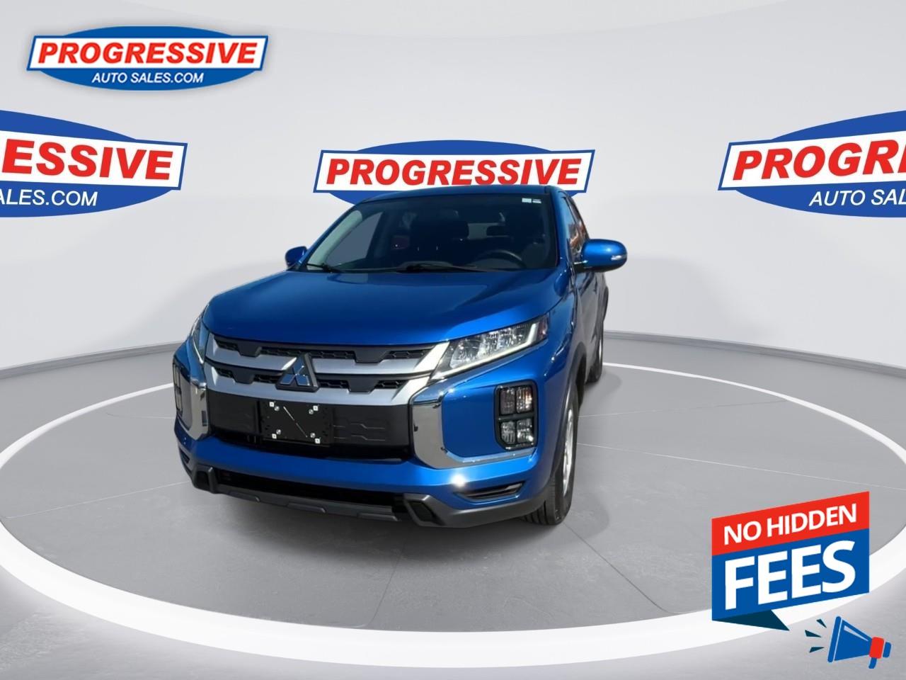 2024 Mitsubishi RVR SE Photo3