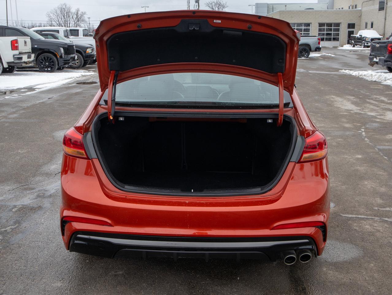 2018 Hyundai Elantra Sport - Leather Seats   Hands-Free Liftgate Photo