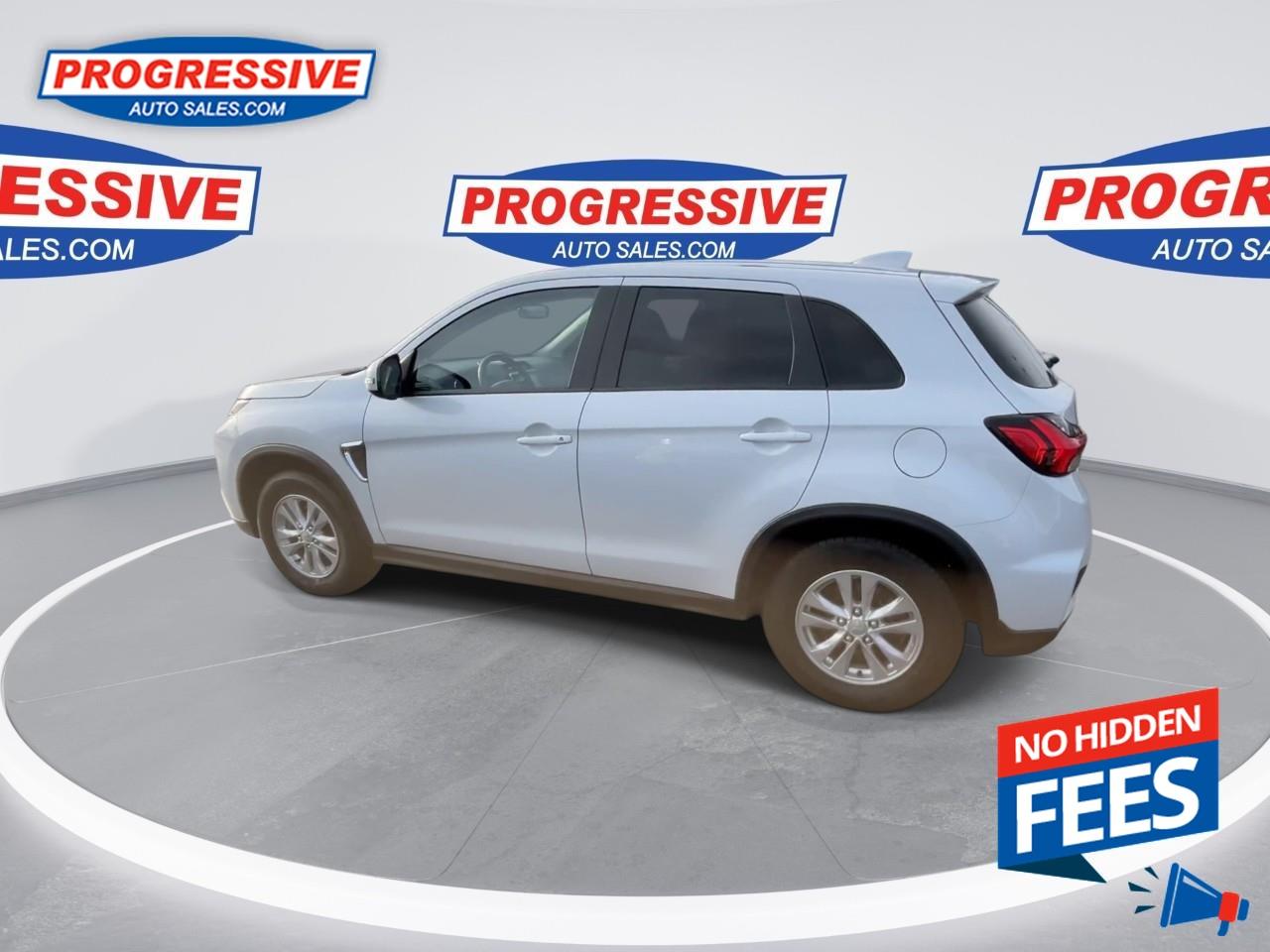 2024 Mitsubishi RVR SE Photo