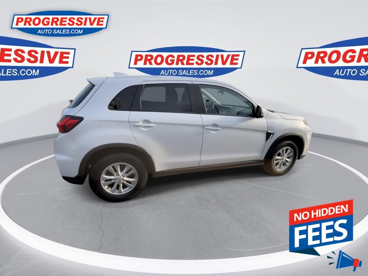 2024 Mitsubishi RVR SE Photo