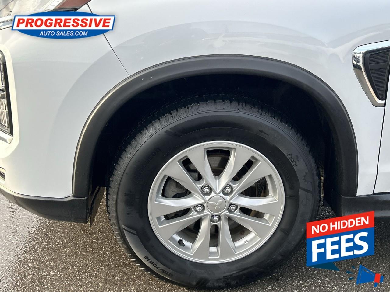 2024 Mitsubishi RVR SE Photo