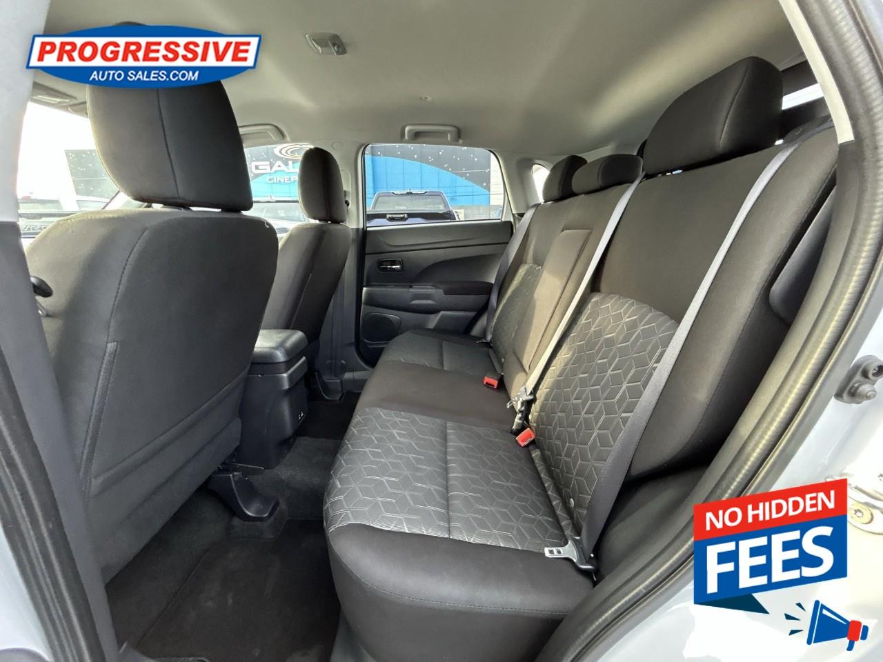 2024 Mitsubishi RVR SE Photo