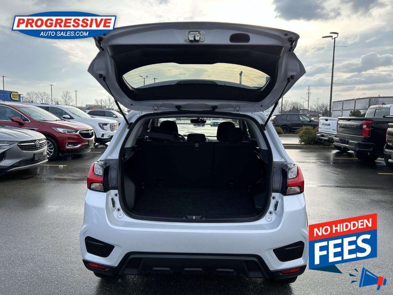 2024 Mitsubishi RVR SE Photo