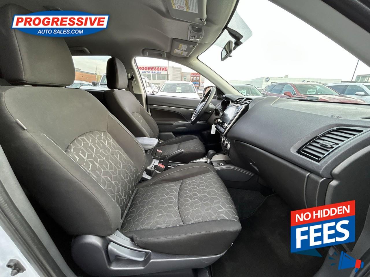 2024 Mitsubishi RVR SE Photo