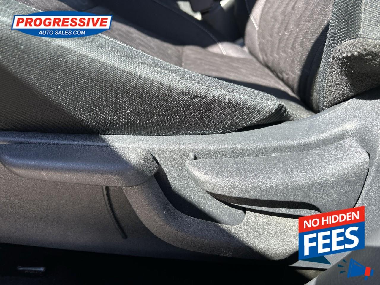 2024 Nissan Kicks SV Photo