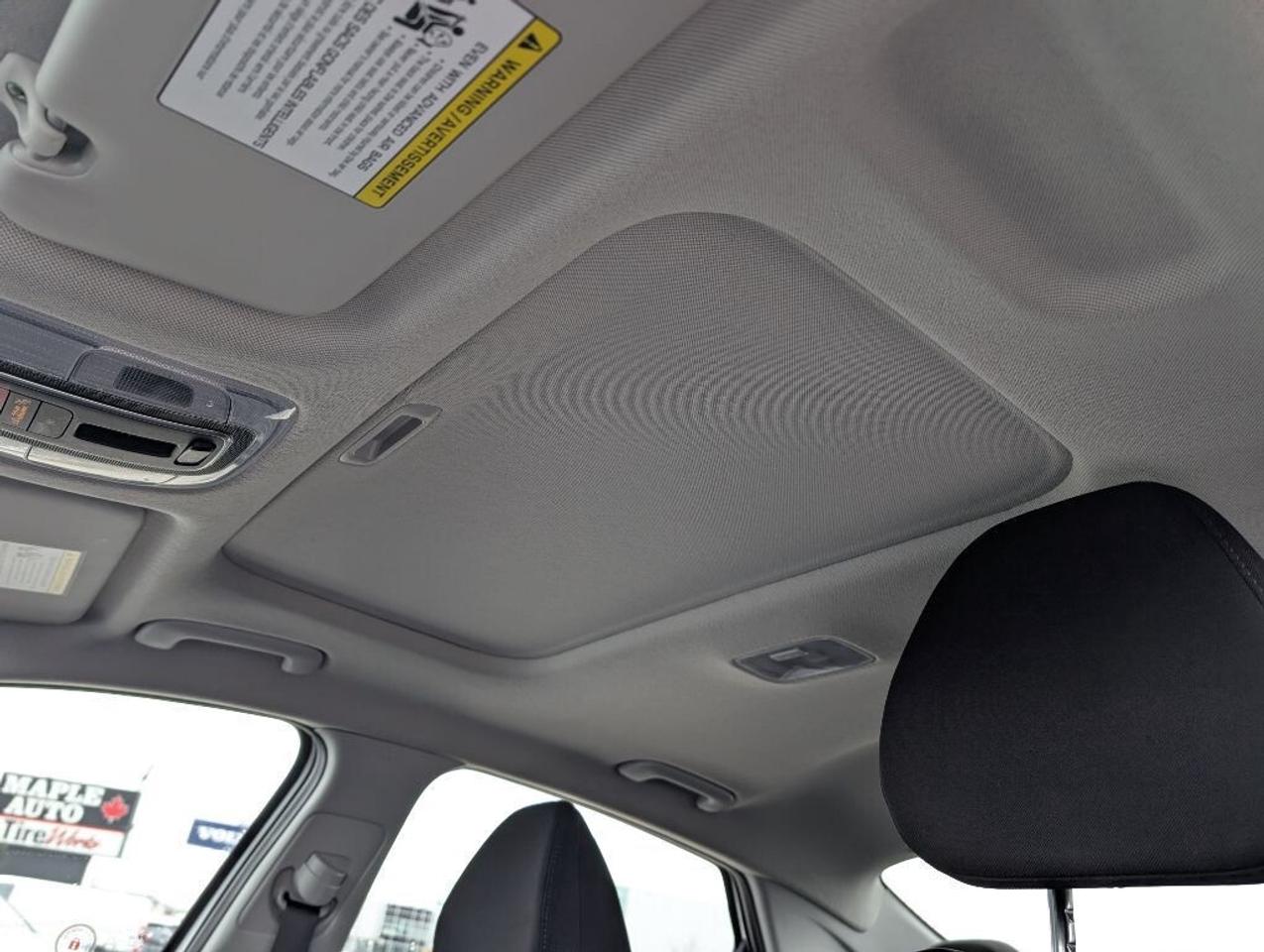 2023 Hyundai Elantra Preferred TECH PKG  NAV   SUNROOF   CAMERA  HTD SE Photo