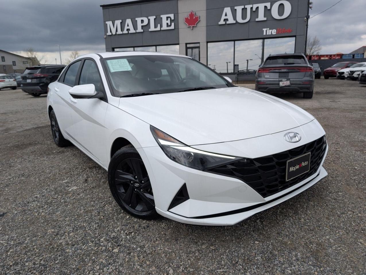 2023 Hyundai Elantra Preferred TECH PKG  NAV   SUNROOF   CAMERA  HTD SE Photo