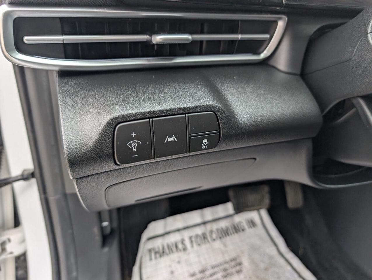 2023 Hyundai Elantra Preferred TECH PKG  NAV   SUNROOF   CAMERA  HTD SE Photo