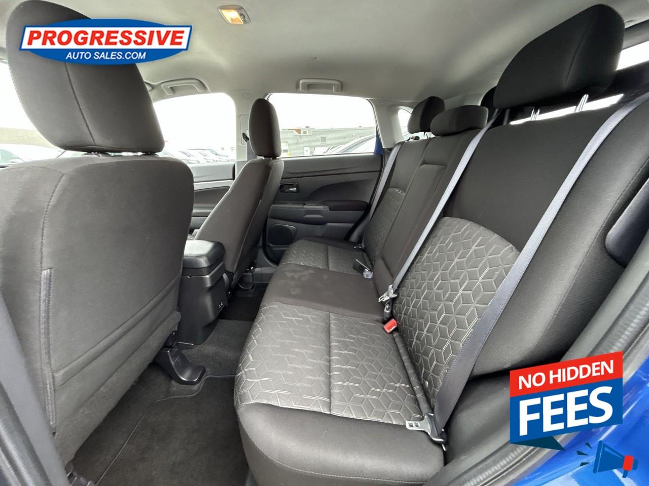 2024 Mitsubishi RVR SE Photo