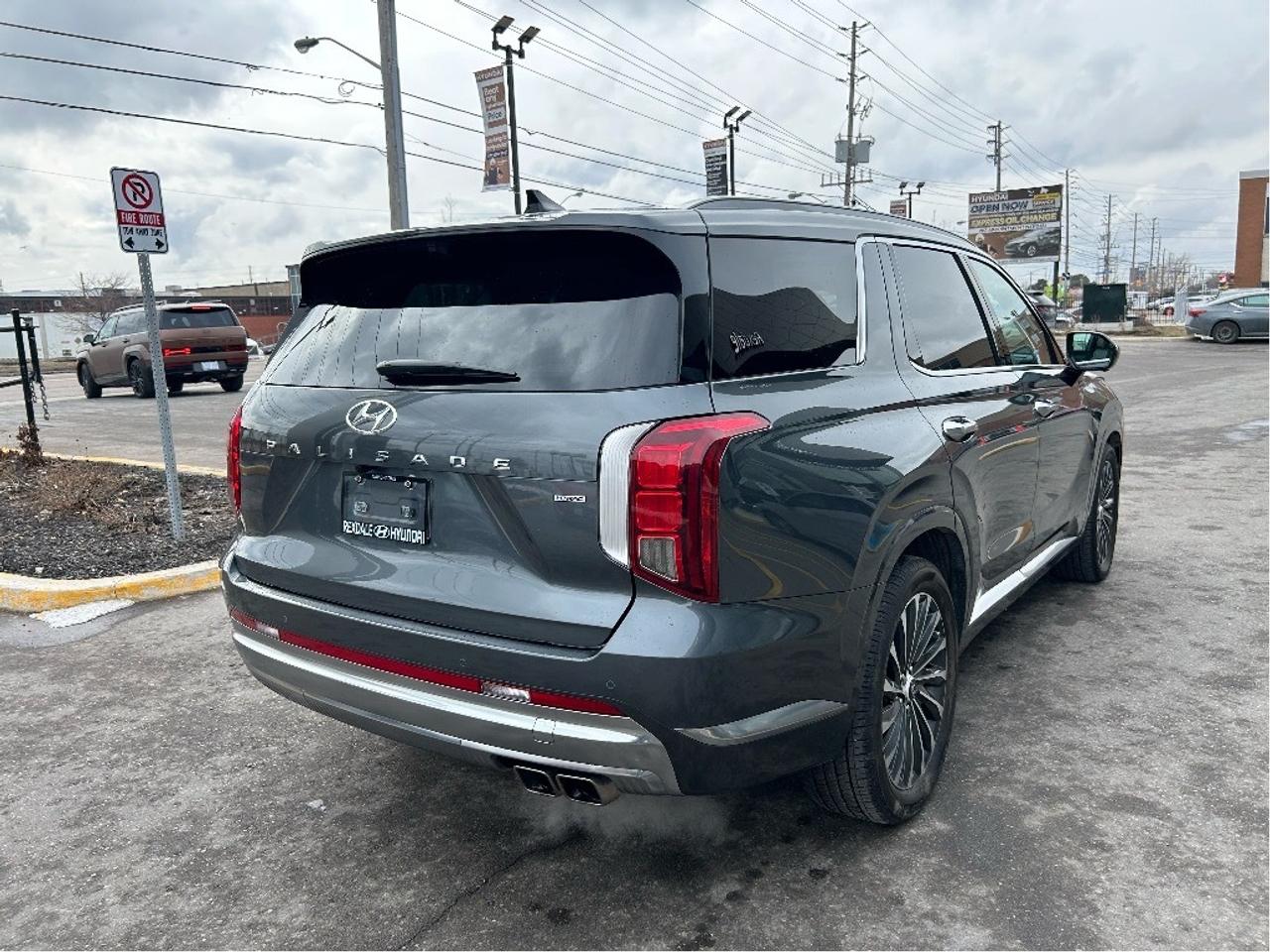 2024 Hyundai PALISADE Ultimate 7-Pass AWD   Starting from 5.29% OAC Photo