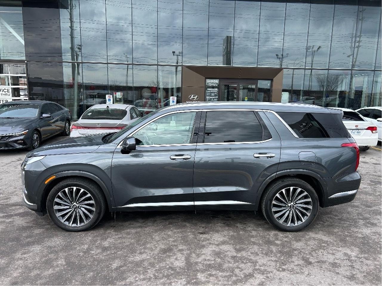 2024 Hyundai PALISADE Ultimate 7-Pass AWD   Starting from 5.29% OAC Photo